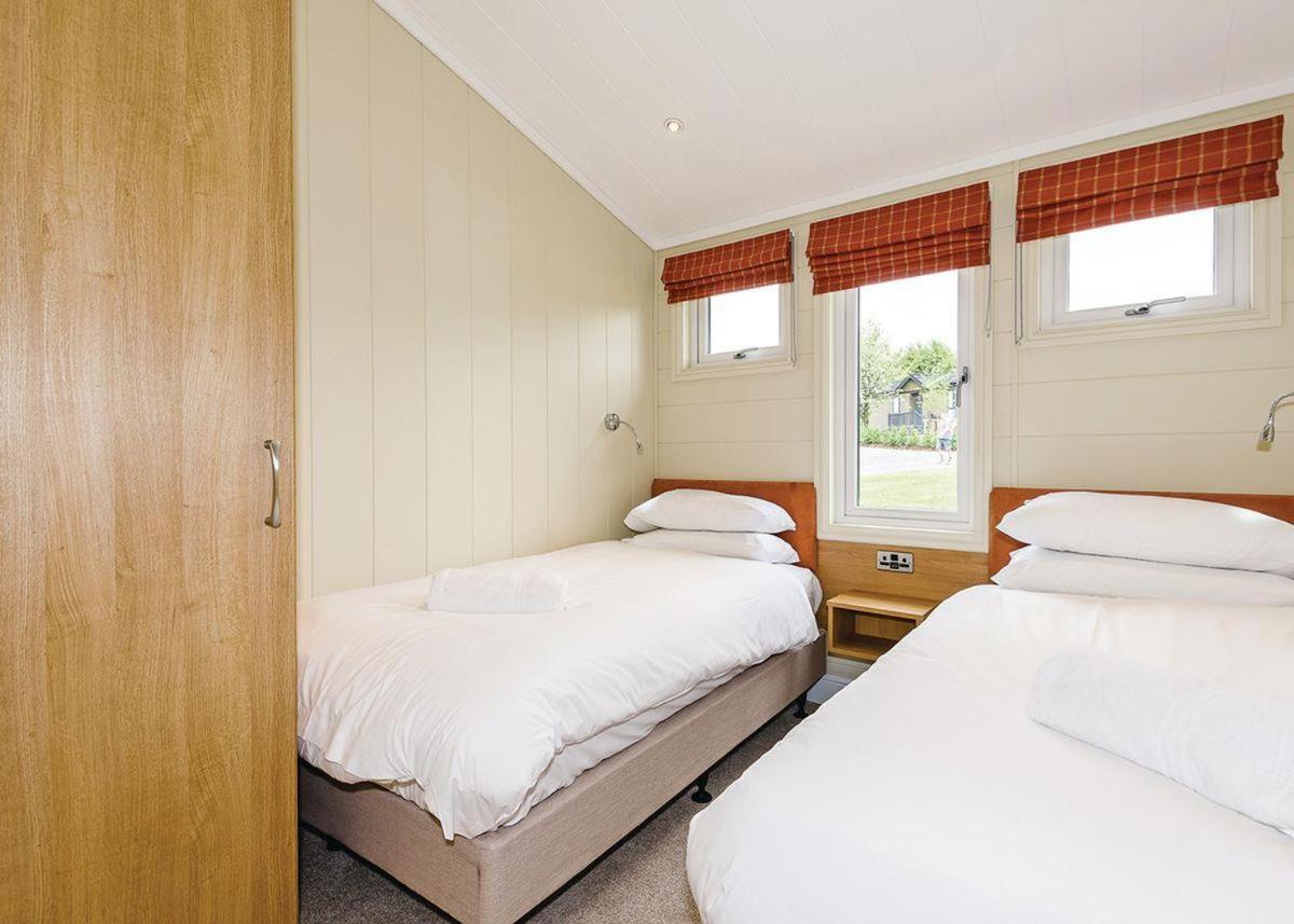 Thanet Well Lodges Ivegill Buitenkant foto