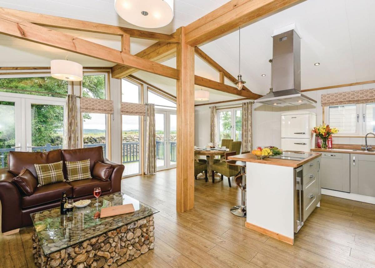 Thanet Well Lodges Ivegill Buitenkant foto
