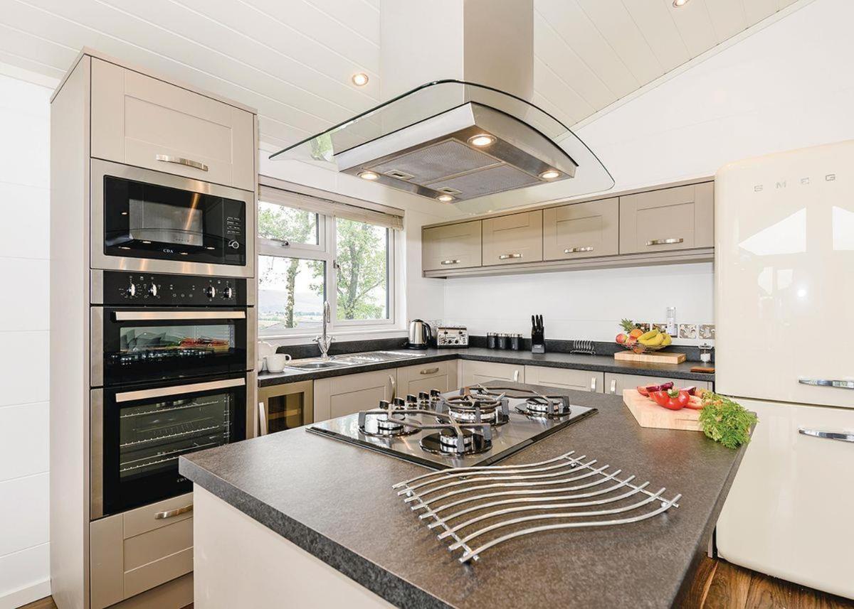 Thanet Well Lodges Ivegill Buitenkant foto