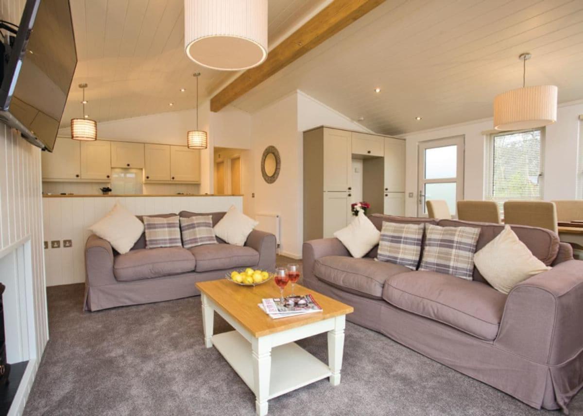 Thanet Well Lodges Ivegill Buitenkant foto